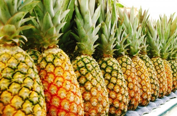 Ananasul conține bromelină, Foto: happywellmag.com