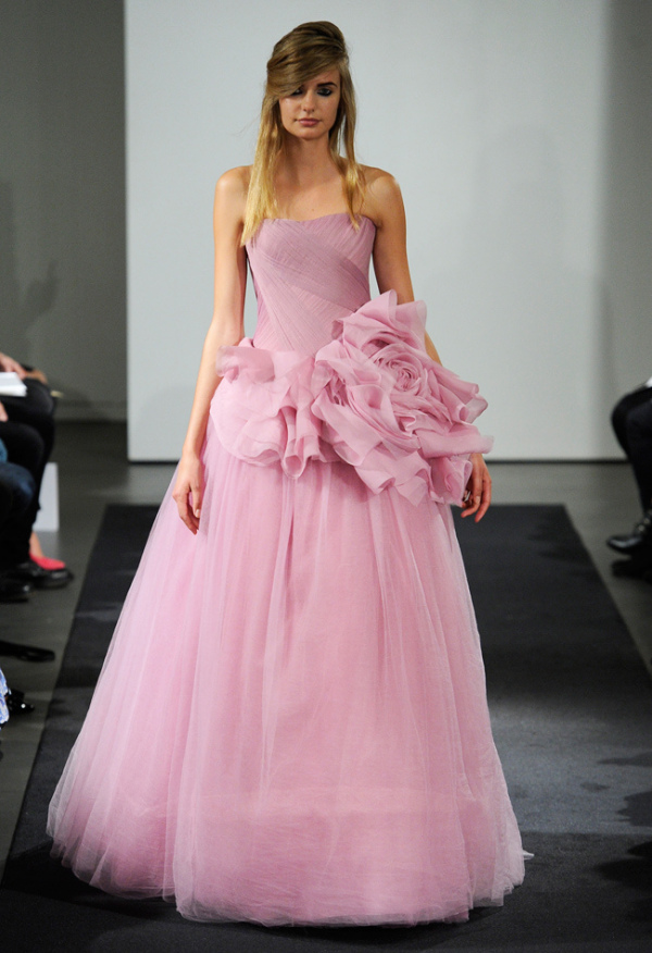 Rochie de mireasă marca Vera Wang, Foto: blog.theknot.com