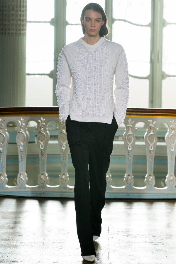 Tendințele modei la pulovere în toamna-iarna 2014-2015, Foto: wardrobelooks.com