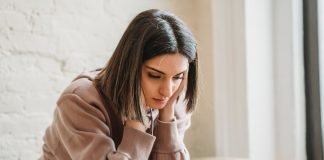 Care sunt cauzele și manifestările clinice ale tulburărilor ciclului menstrual Care sunt cauzele și manifestările clinice ale tulburărilor ciclului menstrual