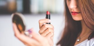 Știați că unele rujuri conțin solzi de pește? Știați că unele rujuri conțin solzi de pește