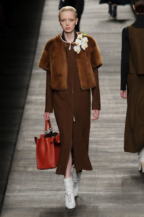 Tendințele modei în acest an, Fendi, Foto: popsugar.co.uk