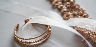 Vezi ce bijuterii sunt la modă în anul 2015 Vezi ce bijuterii sunt la modă în anul 2015