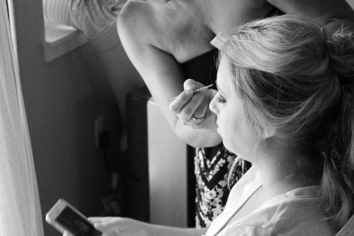 Coafură a la Brigitte Bardot, un look apreciat în anul 2015