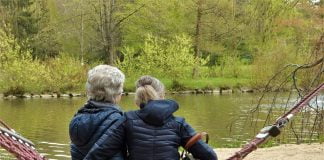 Terapia cu hormoni și simptomele provocate de menopauză Terapia cu hormoni și simptomele provocate de menopauză