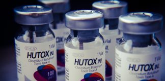 Toxina botulinică, un nou tratament al transpirației – Află care este efectul tratamentului și cât durează!