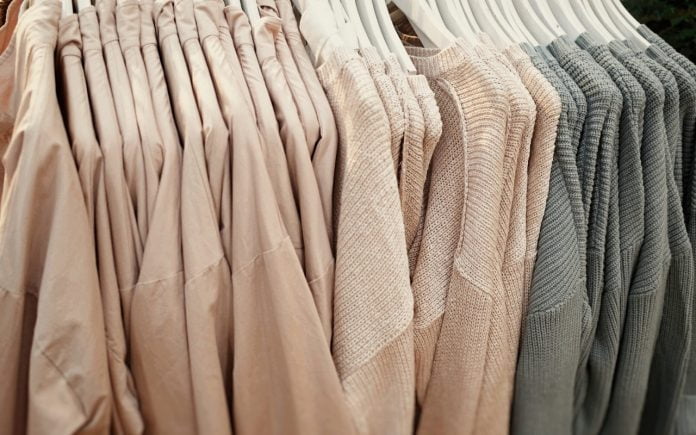 Bejul sau cremul la modă în 2015, culori ce te duc cu gândul la nisipul fierbinte