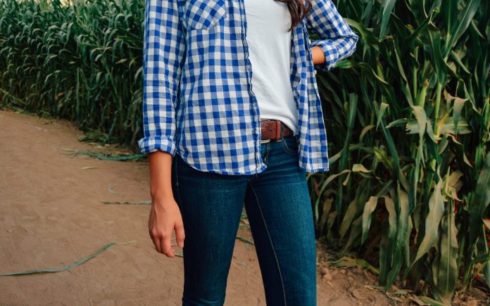 Moda retro în carouri este în mare vogă în anul 2015