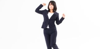 Cum este moda în ceea ce privește costumele de damă în anul 2015? Cum este moda în ceea ce privește costumele de damă în anul 2015