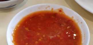 Sos de chili cu roșii, un excelent condiment pentru măncare și medicament pentru organism