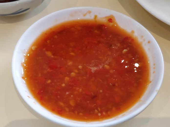Sos de chili cu roșii, un excelent condiment pentru măncare și medicament pentru organism Sos de chili cu roșii, un excelent condiment pentru măncare și medicament pentru organism