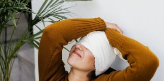 Măsuri de prim ajutor în caz de plăgi la cap și la scalp – Cum poți ajuta o victimă cu traumatism cranio-cerebral? Măsuri de prim ajutor în caz de plăgi la cap și la scalp – Cum poți ajuta o victimă cu traumatism cranio-cerebral
