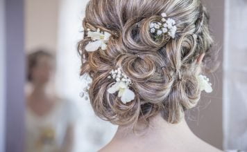 Coafuri elegante pentru mireasă în tendințele modei din primăvara anului 2016 Coafuri elegante pentru mireasă în tendințele modei din primăvara anului 2016
