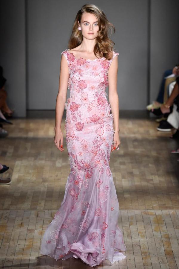 Moda în acest an la Jenny Packham, Foto: hautemessblog.com