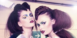 Machiaj ultra-avangardist – o nouă tendință în modă. Se poartă rujul de buze auriu și machiajul cu paiete Machiaj ultra-avangardist – o nouă tendință în modă. Se poartă rujul de buze auriu și machiajul cu paiete