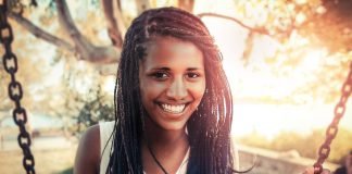 Coafuri deosebite pentru adolescente – Ce tip de coafură alegi la banchet? Coafuri deosebite pentru adolescente – Ce tip de coafură alegi la banchet