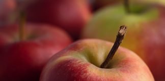 Știați că merele au proprietăți anticancerigene Află cum acționează acestea în organism împotriva cancerului