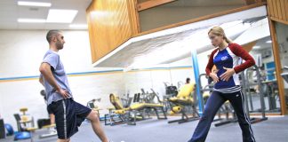 BOSU – Cel mai popular echipament de fitness care te ajută să te menții în formă