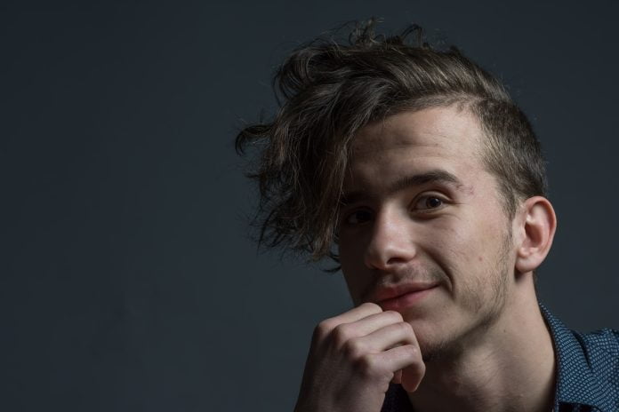 Coafuri moderne, în stil romantic, care sunt potrivite pentru orice ocazie