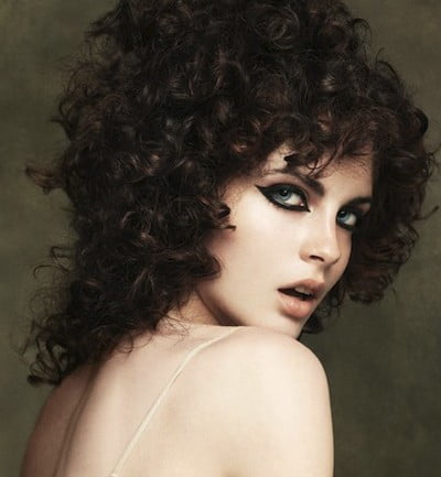 Coafură deosebită tinerească, Foto: latest-hair-styles22.blogspot.ro