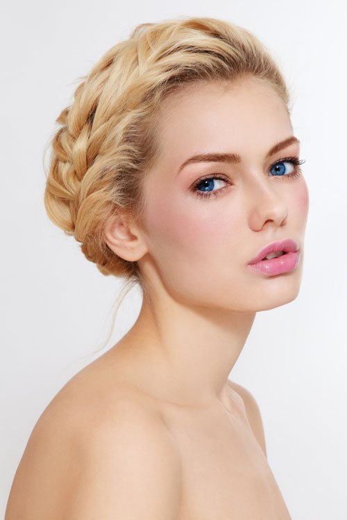 Coafură elegantă pentru birou, Foto: pelfind.co