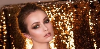 Coafuri pentru Anul Nou 2017 care sunt în tendințele modei Coafuri pentru Anul Nou 2017 care sunt în tendințele modei