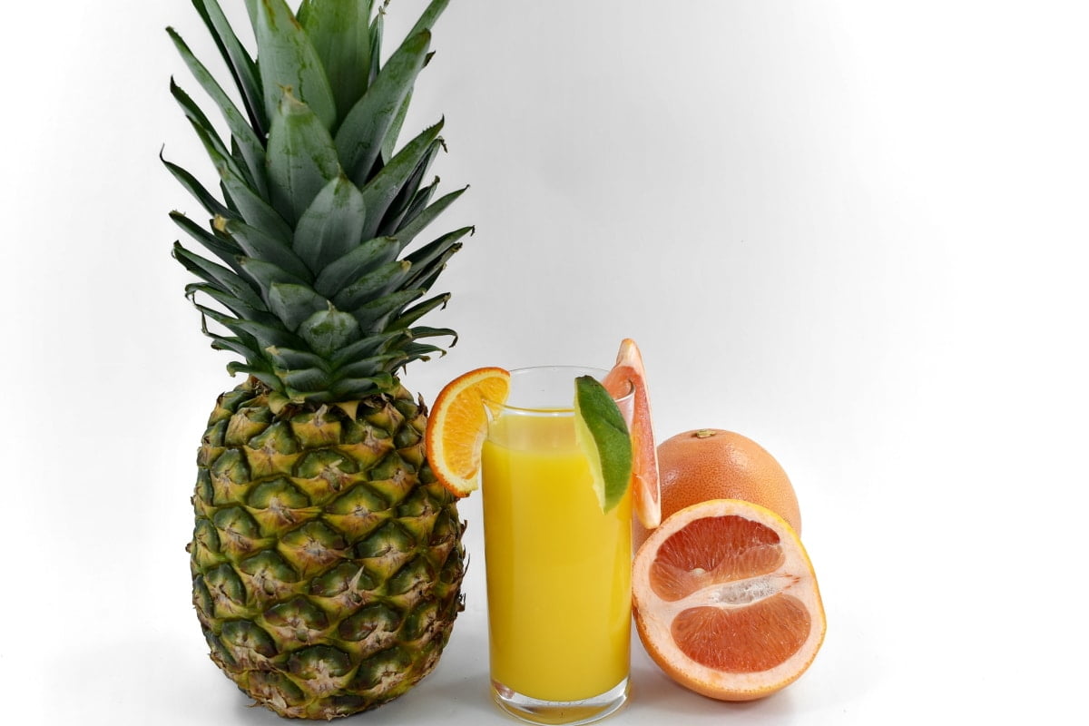 apa cu ananas