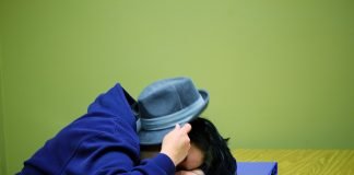 Ești somnoros în timpul zilei?– Află ce alimente te fac să fii obosit Ești somnoros în timpul zilei Află ce alimente te fac să fii obosit