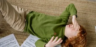 Dureri de cap la copii – ce boli semnalează aceste simptome