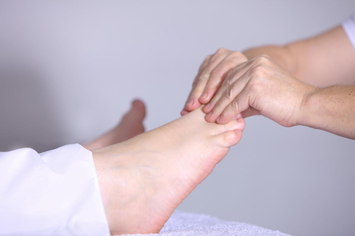 tratament pentru picioare umflate si grele