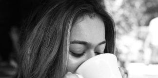 Știați că la femei cafeina în exces este mai nocivă decât la bărbați? Știați că la femei cafeina în exces este mai nocivă decât la bărbați