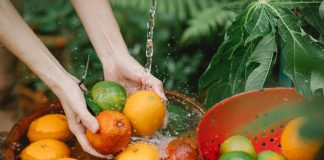 Ai grijă ce mănânci! – Află ce substanțe toxice pot fi în alimentele cumpărate Ai grijă ce mănânci! - Află ce substanțe toxice pot fi în alimentele cumpărate