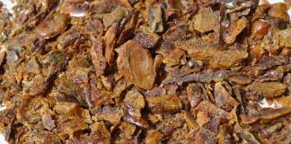 Tinctura de propolis – remediu naturist recomandat de medicii specialiști în tratarea polipilor colonului