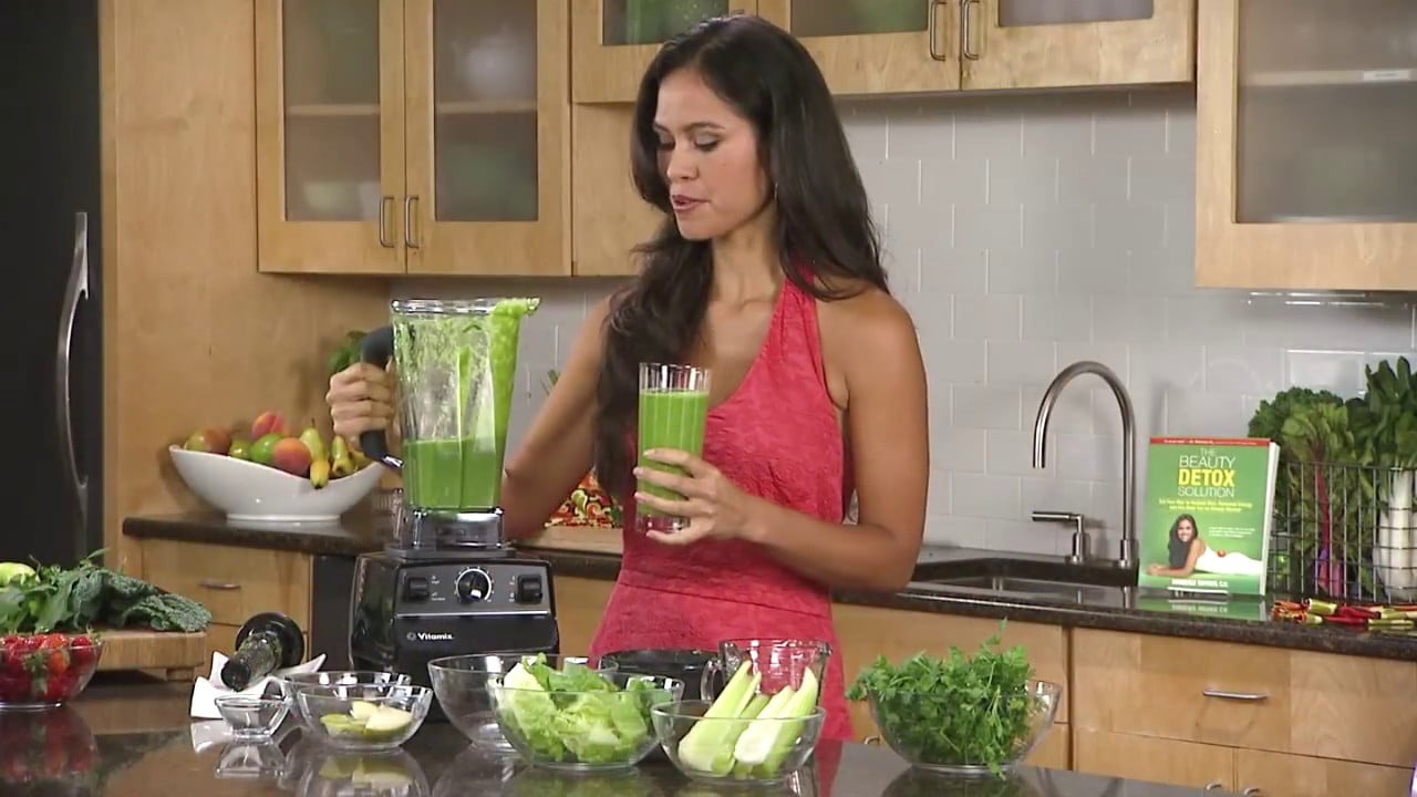 1-glowing-green-smoothie