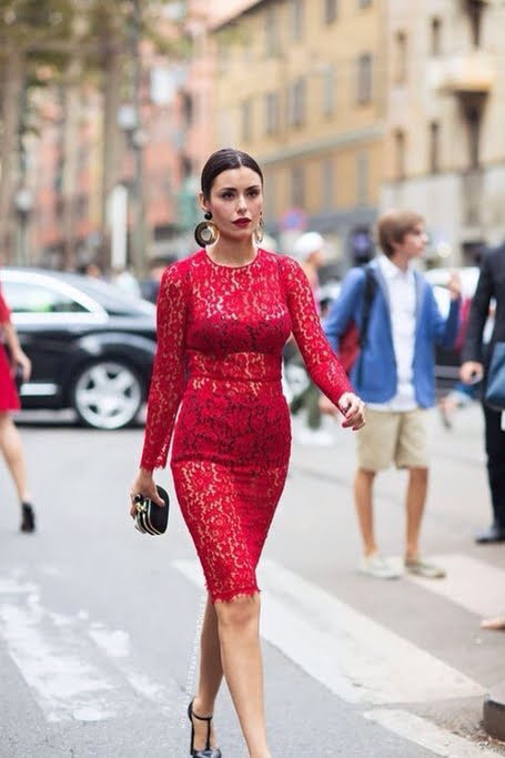 Dantela roșie este în tendințele modei în acest an, Foto: systing.diandian.com