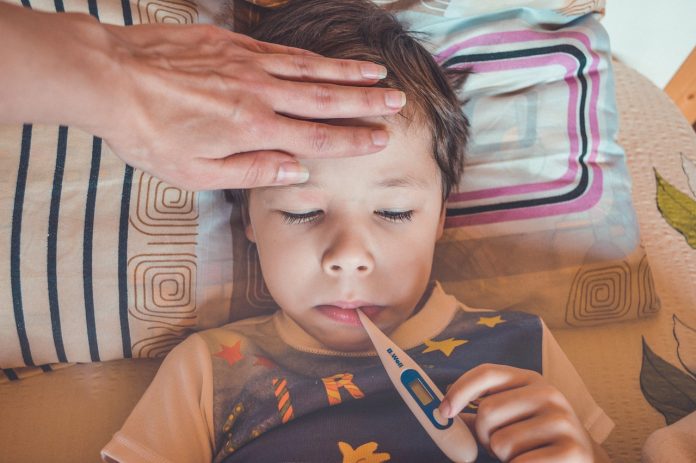 Febra poate reprezenta primul simptom al unei boli sau afecțiuni – Află care sunt acestea Febra poate reprezenta primul simptom al unei boli sau afecțiuni – Află care sunt acestea