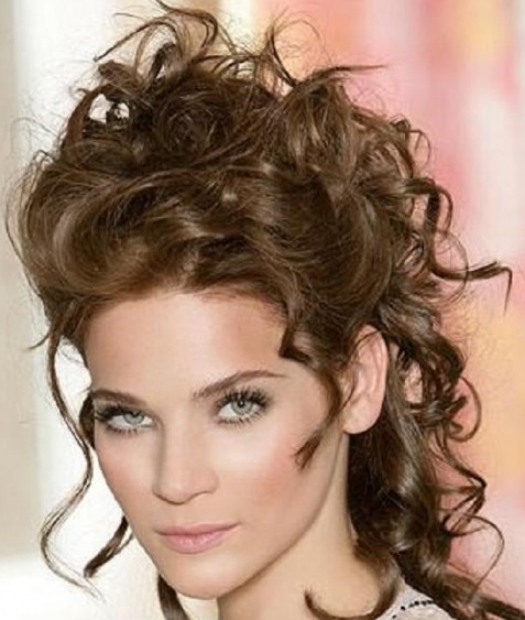 Coafură de ocazie, Foto: bis.bg