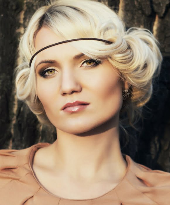 Coafură elegantă care amintește de stilul hippie, Foto: odamochka.info