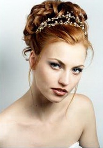 Coafură franțuzească pentru mireasă, Foto: truddie.com