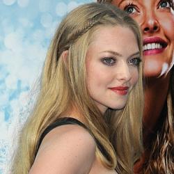 Coafură hippie cu șuvițe împletite, Foto: imax.kapous-kuban.ru