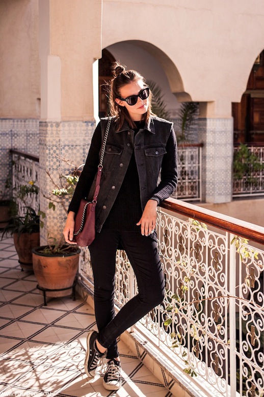 Coafură simplă, de zi, pentru păr mediu, Foto: lefashion.com