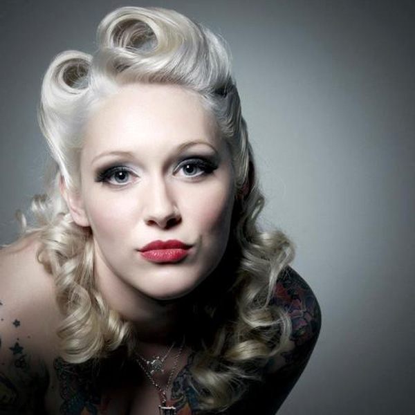 Coafură în stilul anilor 1940, Foto: designbyhumans.com