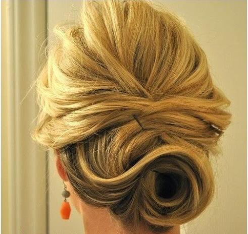 Coc chignon ușor de realizat, Foto: paperblog.fr