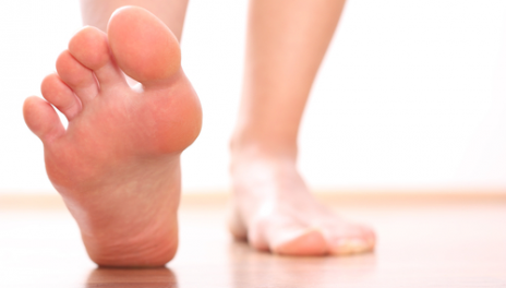durere la nivelul piciorului în articulația degetului mare cremă sau unguent pentru dureri articulare