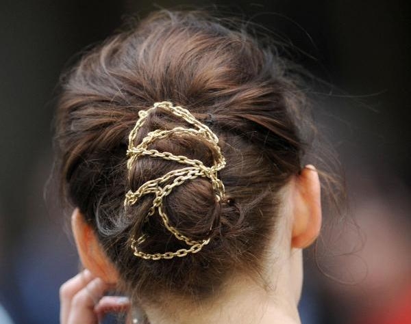 Lănţişor în păr, Foto: secondstreet.ru