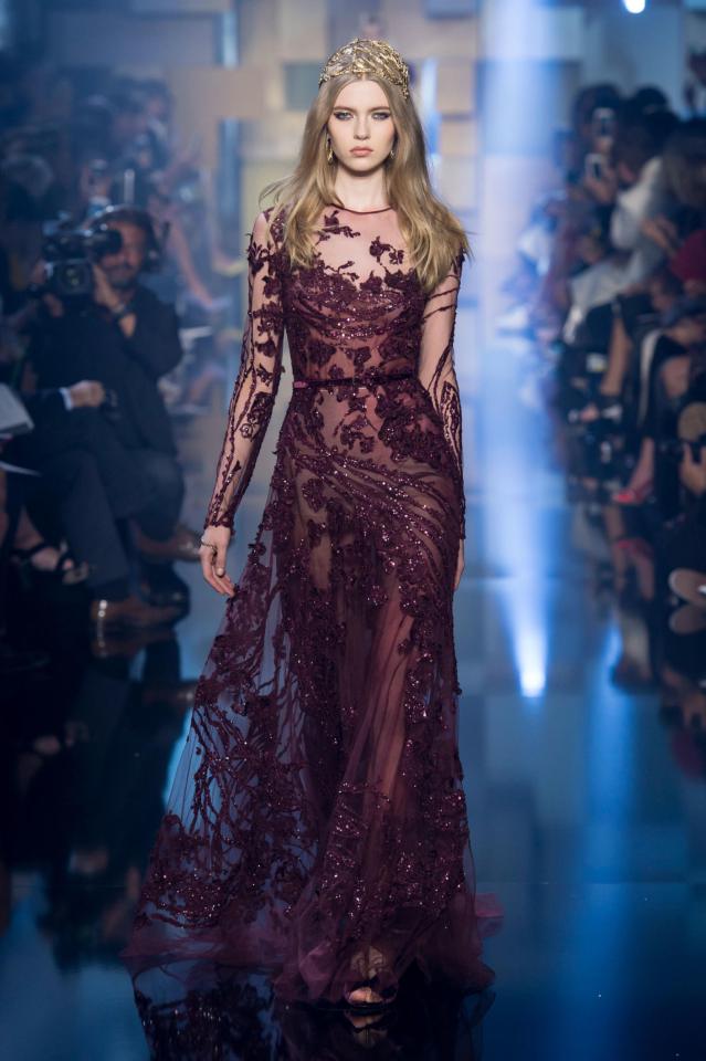 Rochie din dantelă, Elie Saab, Foto: thefashionmannequinblog.wordpress.com