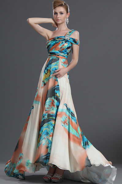 Rochie lungă din mătase naturală, Foto: edressit.fis.ru