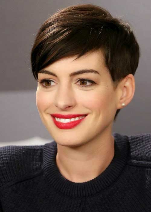 Tunsoare modernă la actrița Anne Hathaway, Foto: fashionqe.com