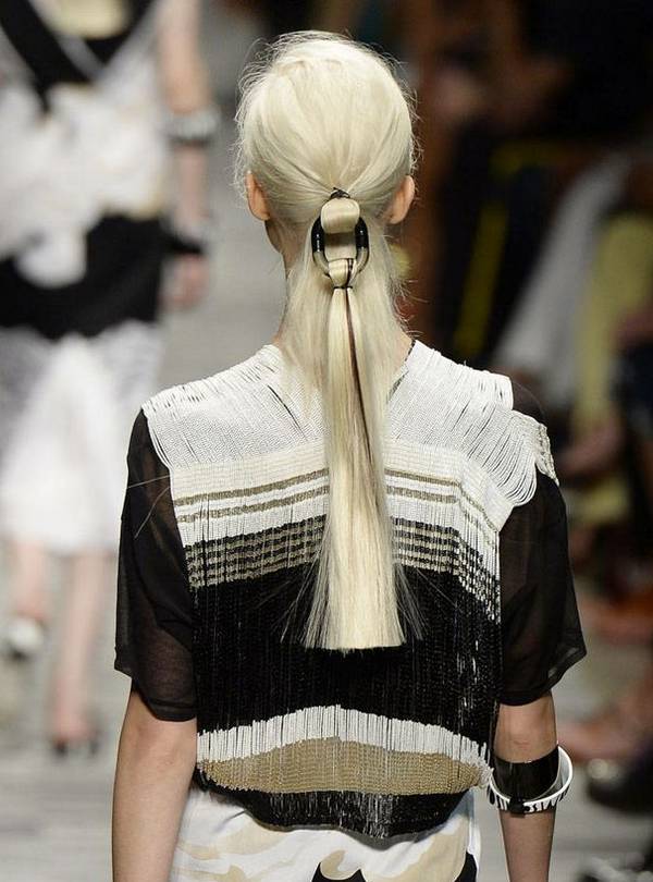 Coafură chic, Foto: shelookbook.com