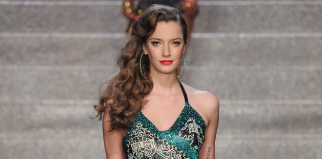 Coafură frumoasă pentru păr lung, Foto: jeanlouisdavid.com